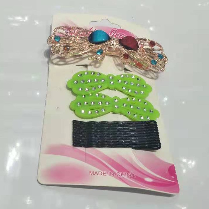 套装组合套装是 三种不同类型搭配的款式.BB夹、弹簧、三种饰品搭配而成，方便携带 一卡在手款式全有！欢迎采购D-3