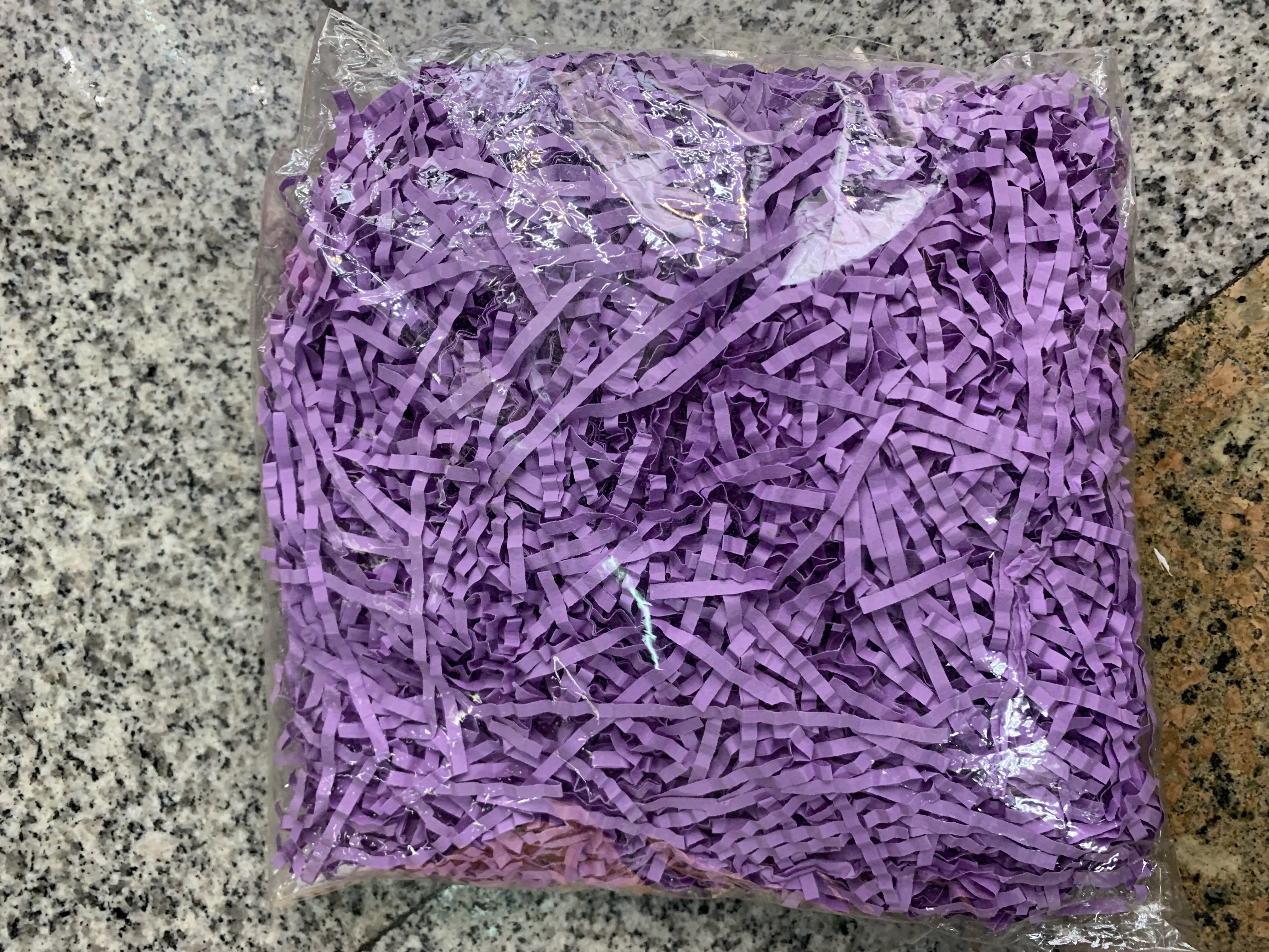 The Feilong Flower custom-made internet-famous sparkling royal blue wedding candy and red wine gift box is filled with mid-to-high-end paper threads Item Picture