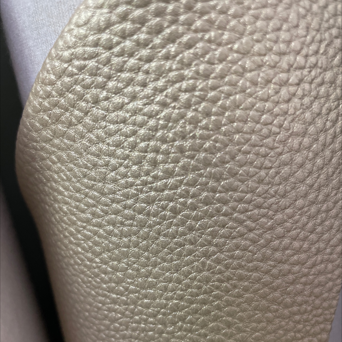 pu lychee grain leather fabric bag belt accessory gold pu019 Application Scenario