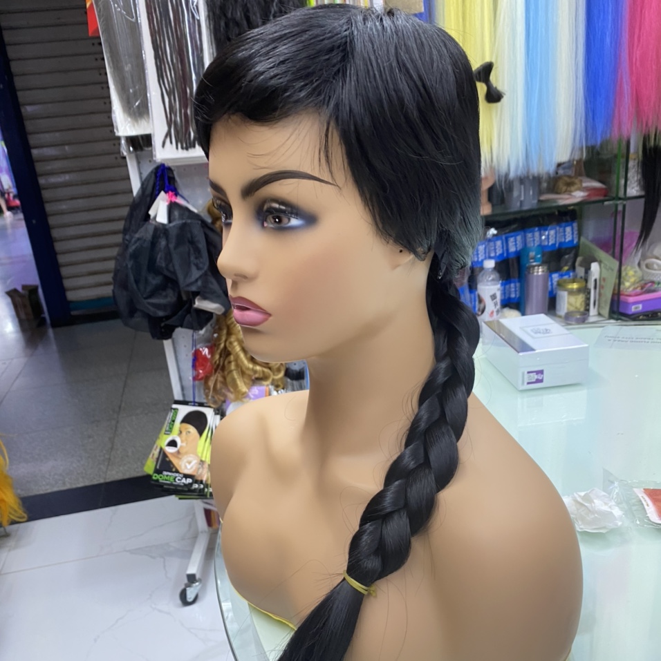 Hairstyles for film crew shooting