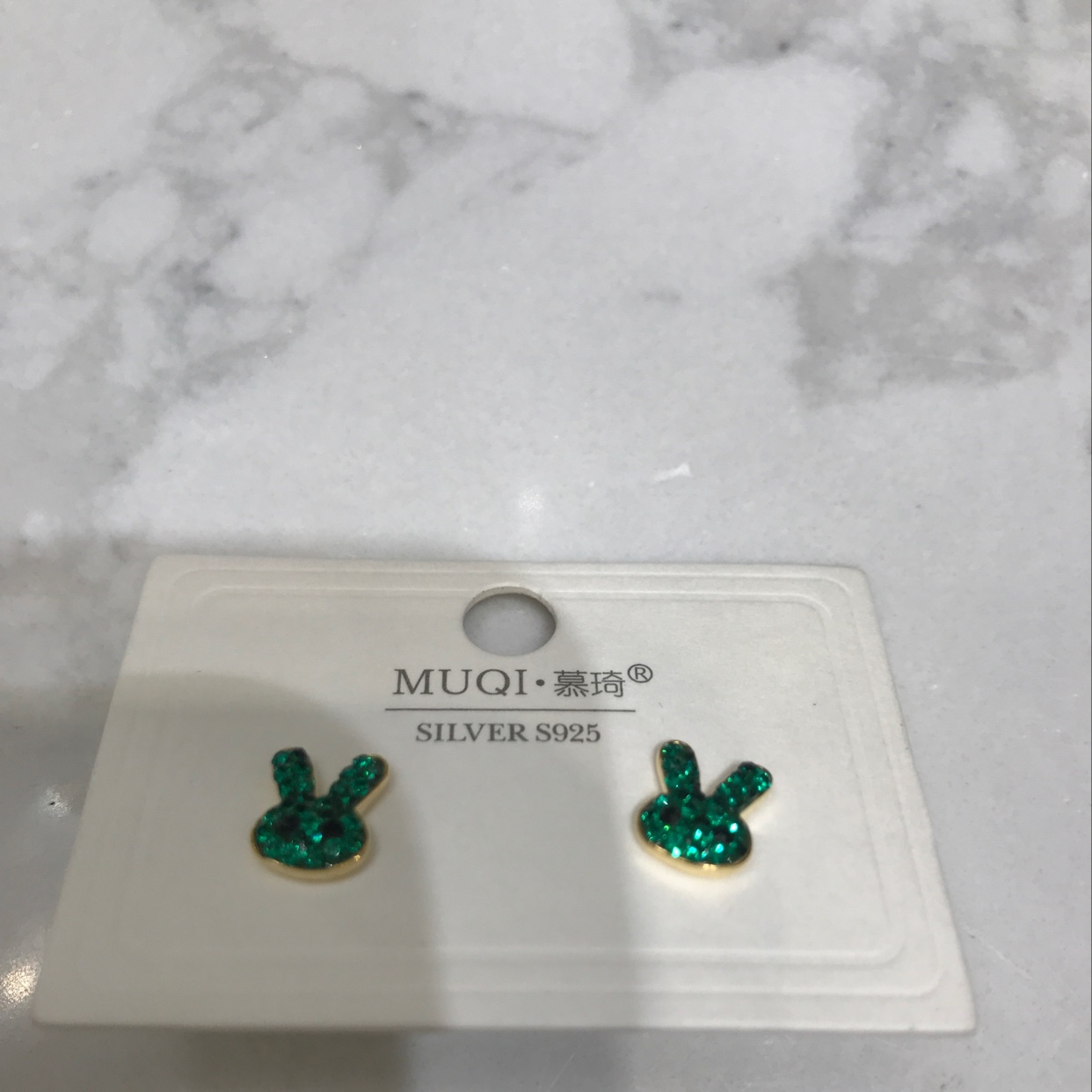 Colored diamond rabbit 🐰 Item Picture