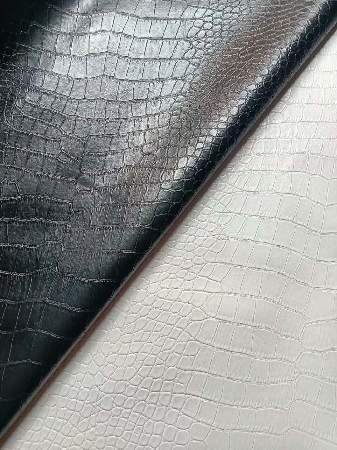 Crocodile pattern Item Picture