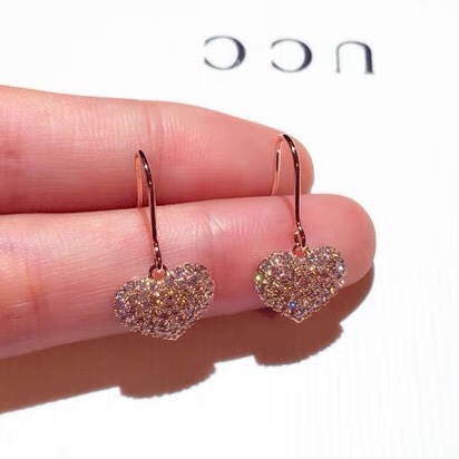 Heart-shaped earrings for women, summer style ear hooks, new trendy, small and exquisite earrings