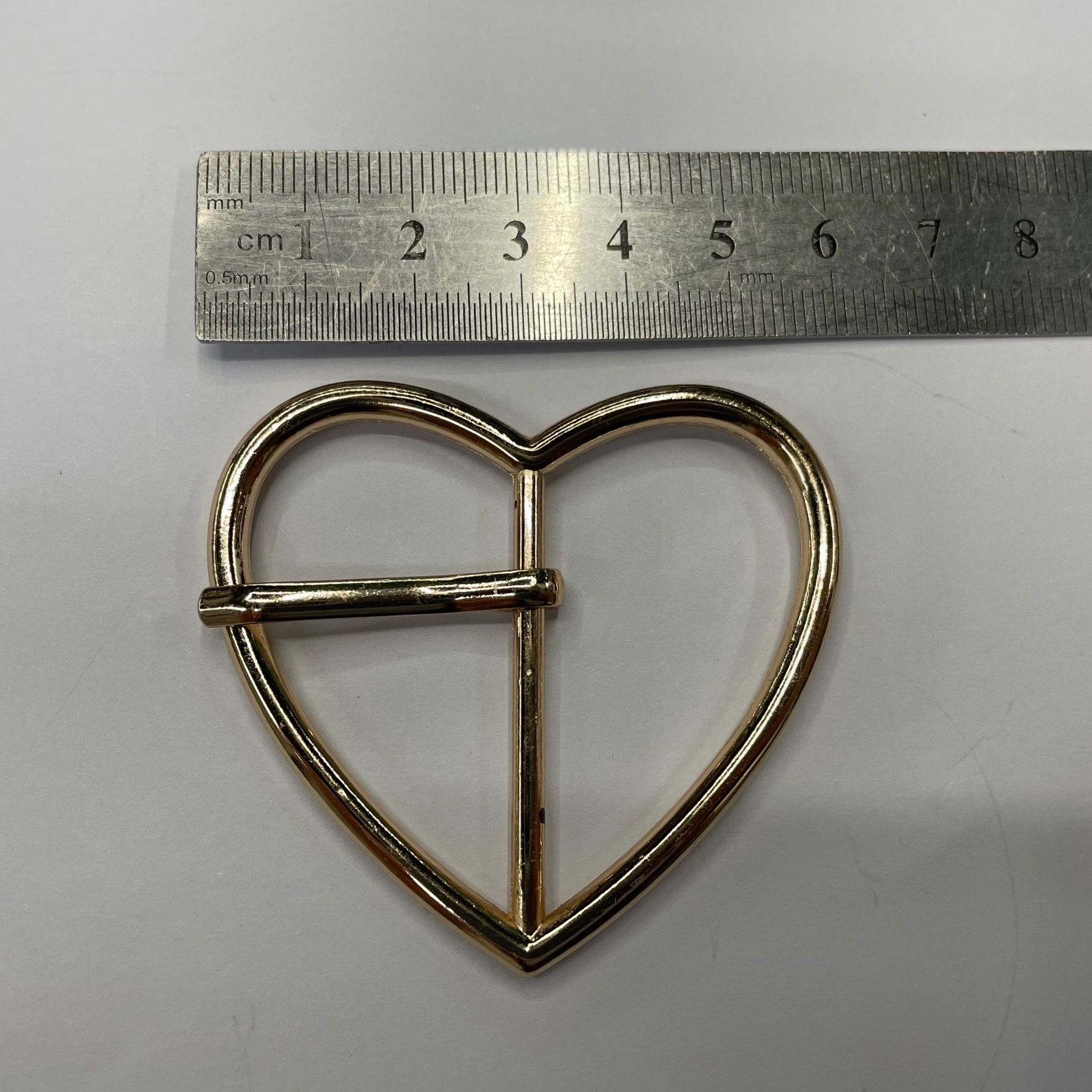 Manufacturers Direct Sales Of New Love Buckle Decoration Buckle Belt Buckle Accessories Specification drawing