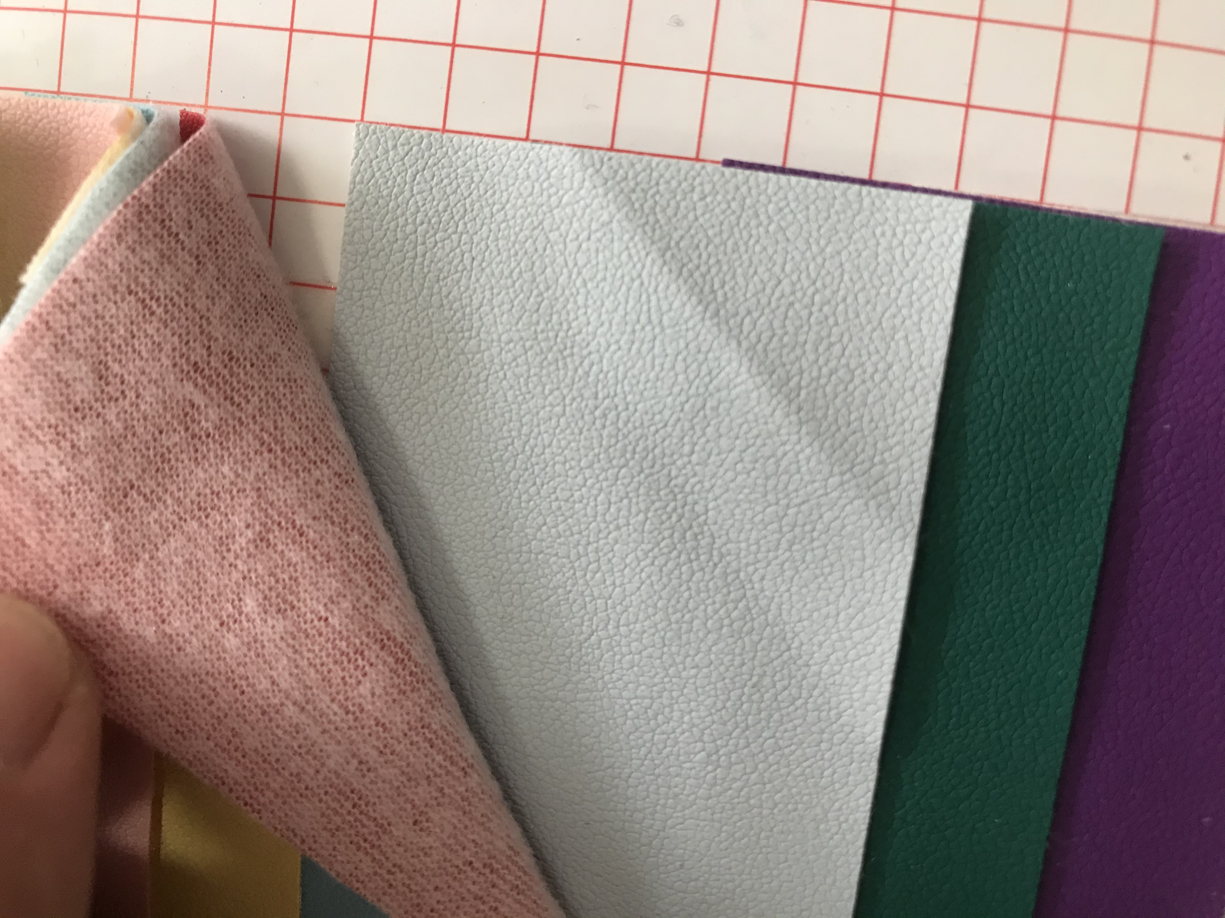 KF572白底实物图