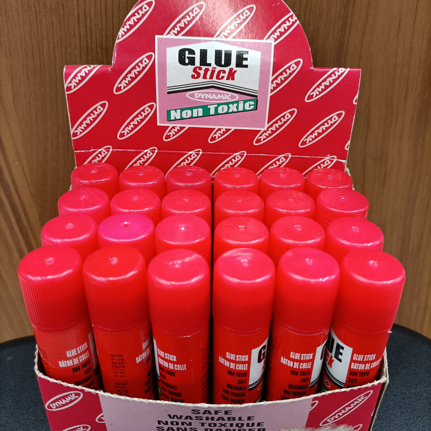 9克黑底红盖固体胶