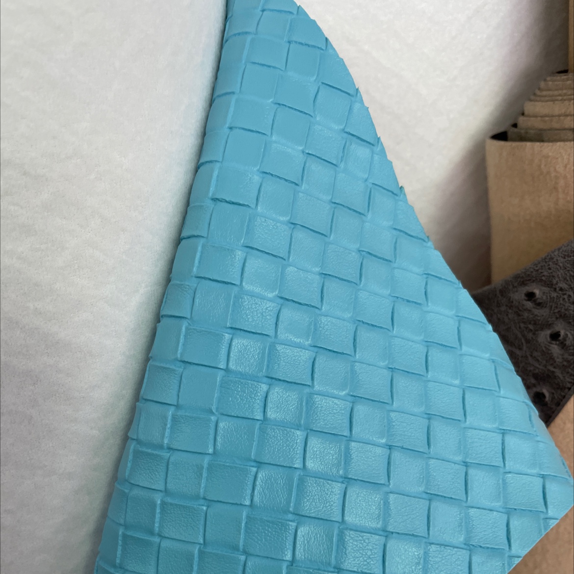 JC003 Factory direct sales, hot-selling new PVC leather, large stock, high, medium and low grade luggage, sofa, shoe materials and fabrics Specification image