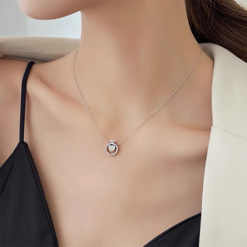 Short love collarbone chain 2021 new ins cold wind light luxury niche design sense minimalist senior necklace thumbnail