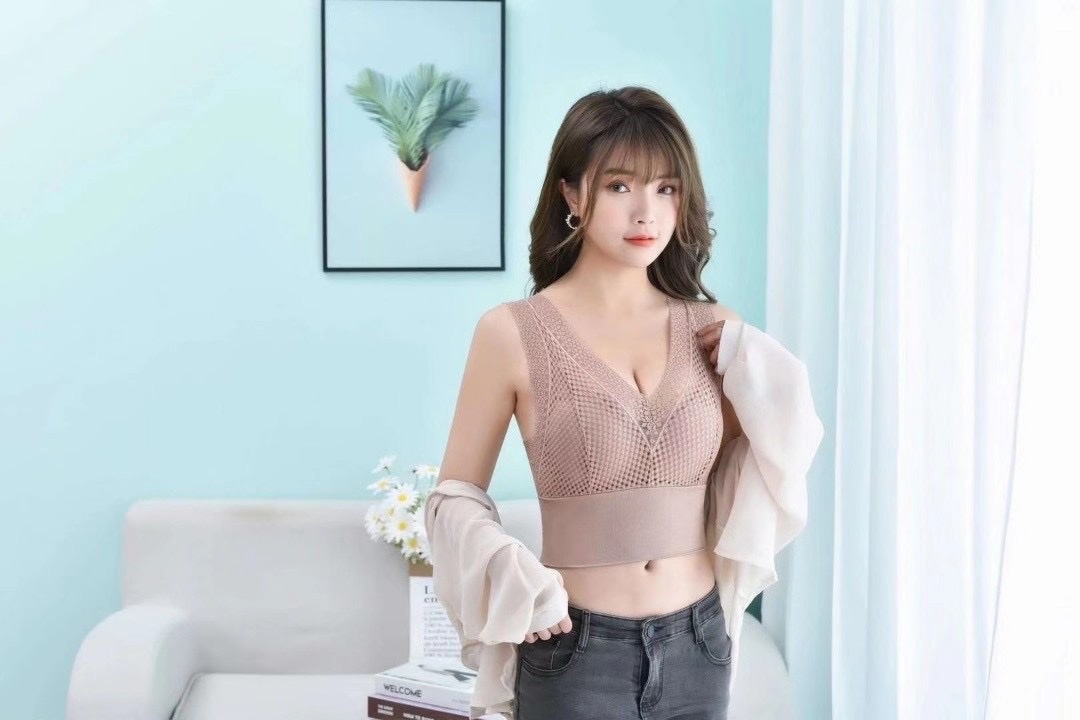 Lace Back, Wrap Up full figure
