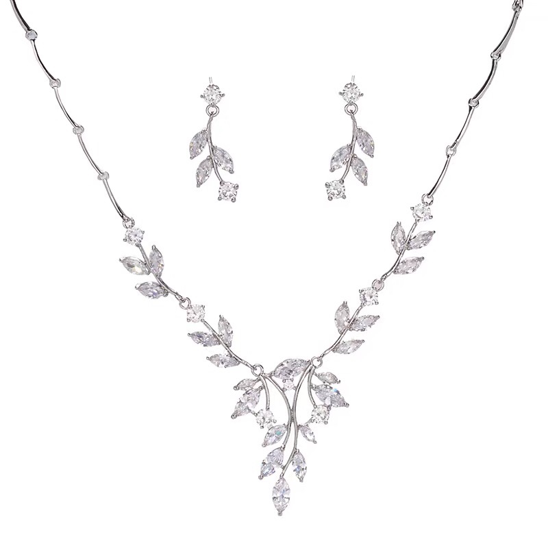 Shiny zircon leaf diamond earrings necklace set wedding accessories Stage banquet dress accessories