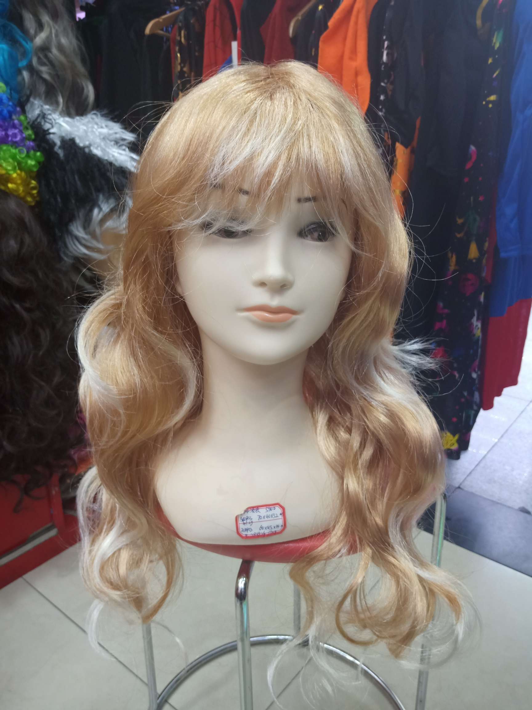 Wavy wig stage costume masquerade ball wig details Picture