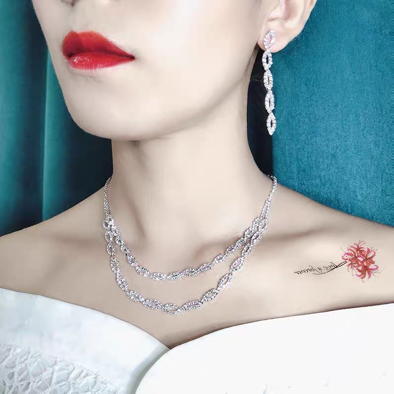 New bride wedding accessories sweet delicate necklace earrings two sets of wedding dress