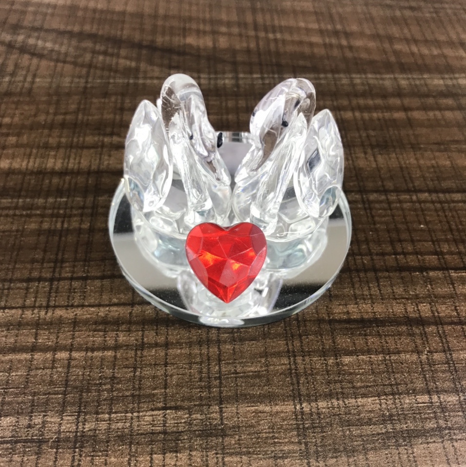 红色爱心水晶工艺品水晶雕刻工艺时尚家居装饰摆件