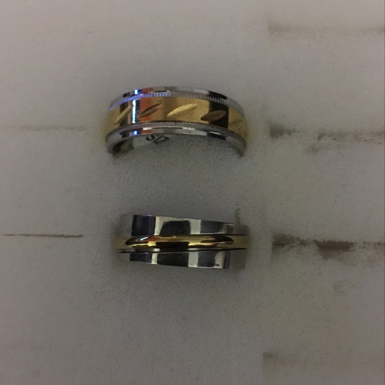 Two gold wide face design style unique with skills fashion elegant elegance thumbnail