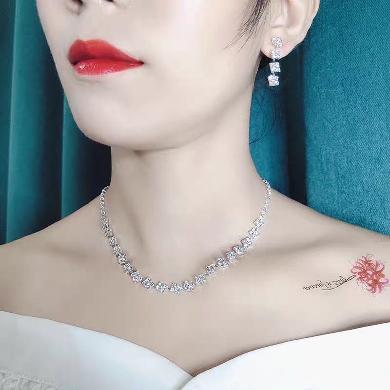 Exquisite super flash crystal necklace Earrings clip set bridal accessories Wedding yarn dress accessories dinner party