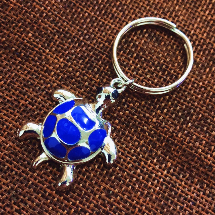 diy wholesale of popular European and American colored zinc alloy blue necklaces, clothing pendants and other handcrafted materials details Picture