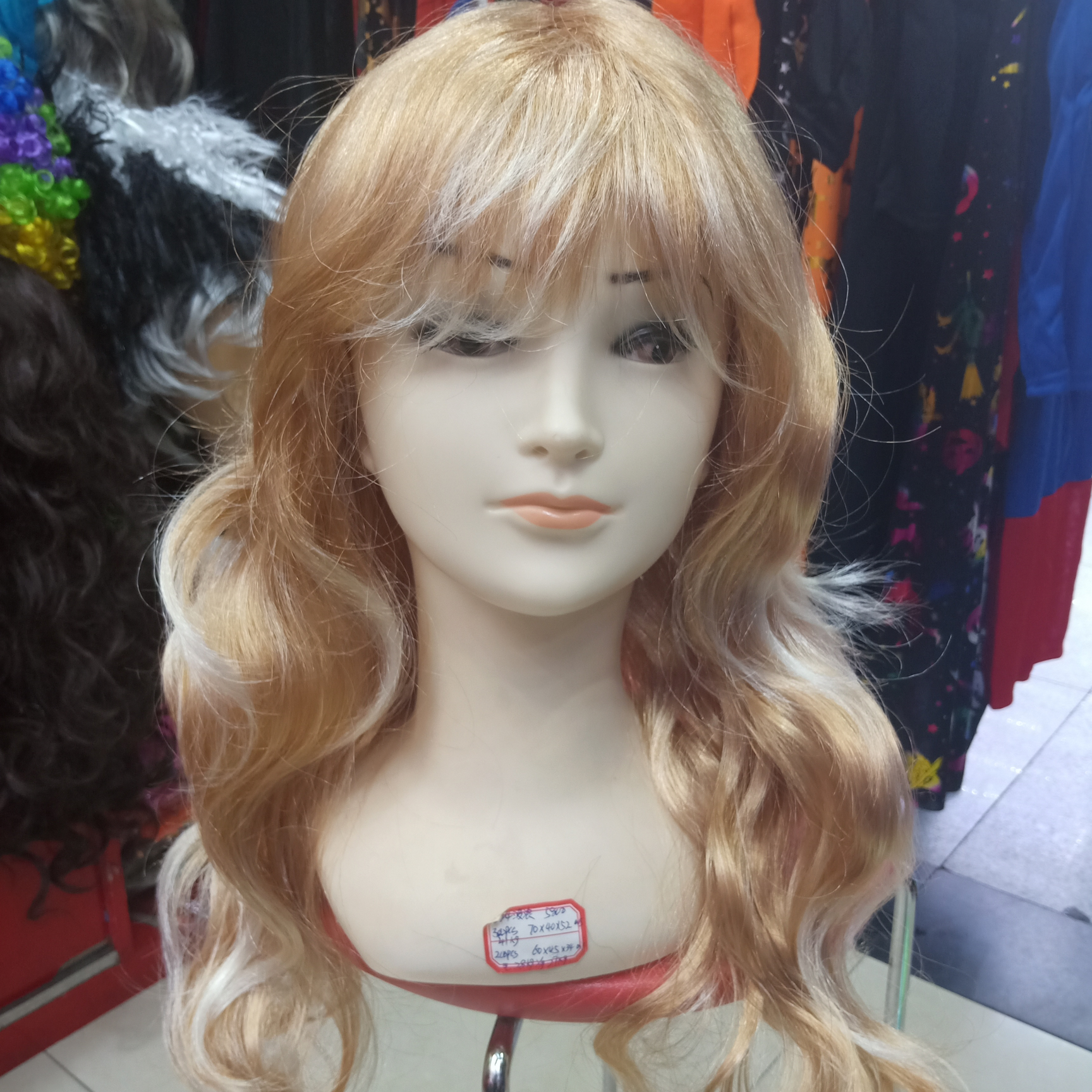 Onda cabello peluca escenario traje peluca mascarada