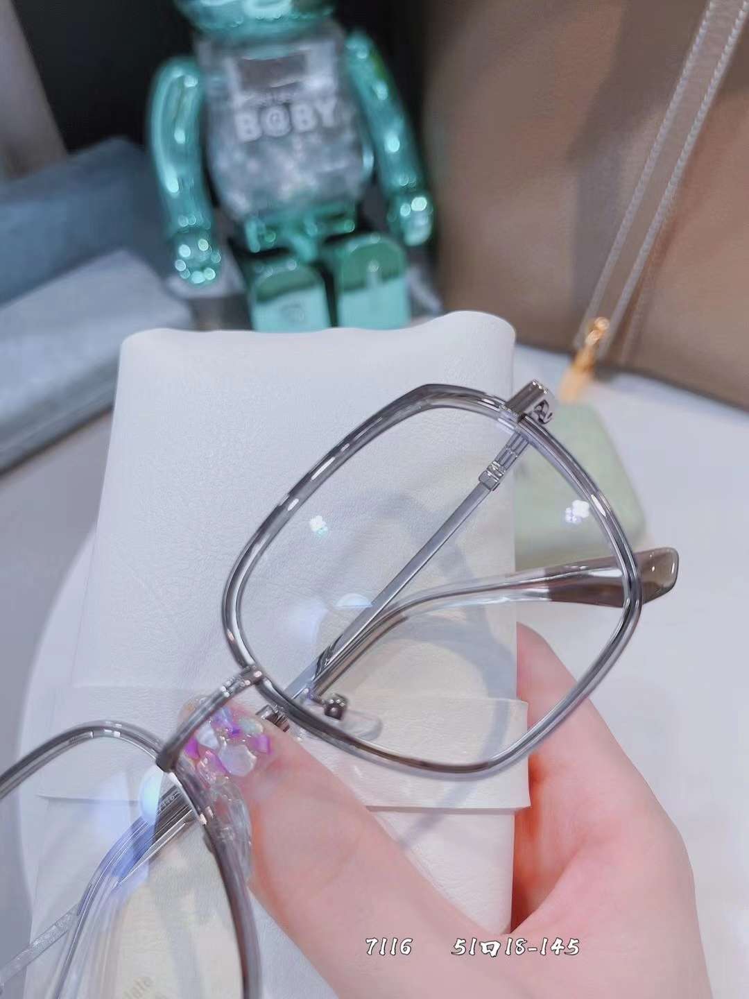 高品质新款金胶全框7116型号宽边记忆腿眼镜架，装配近视镜太阳镜，俊男靓女首选产品。详情图9