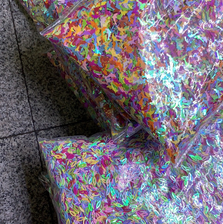 Factory direct sales of nail polish glitter, PVC sequins, DIY gold powder, gold onion powder c11