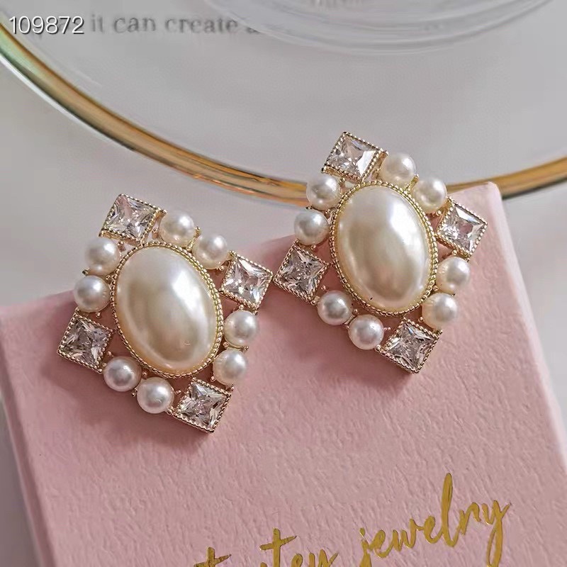 精致韩版小香风格纹纽扣珍珠耳钉