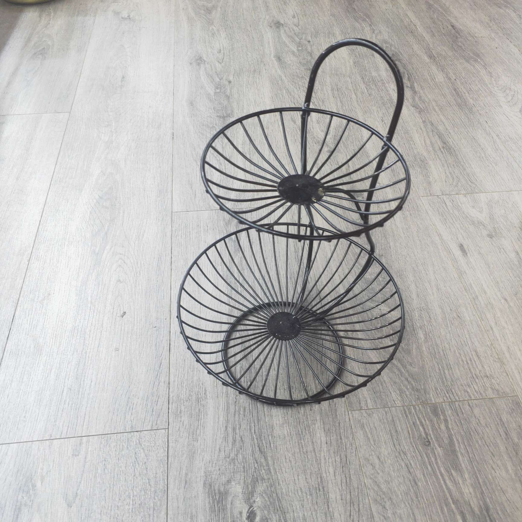 235 Elegant Home Handicrafts, Iron Fruit platter, Home Dining table decoration details Picture