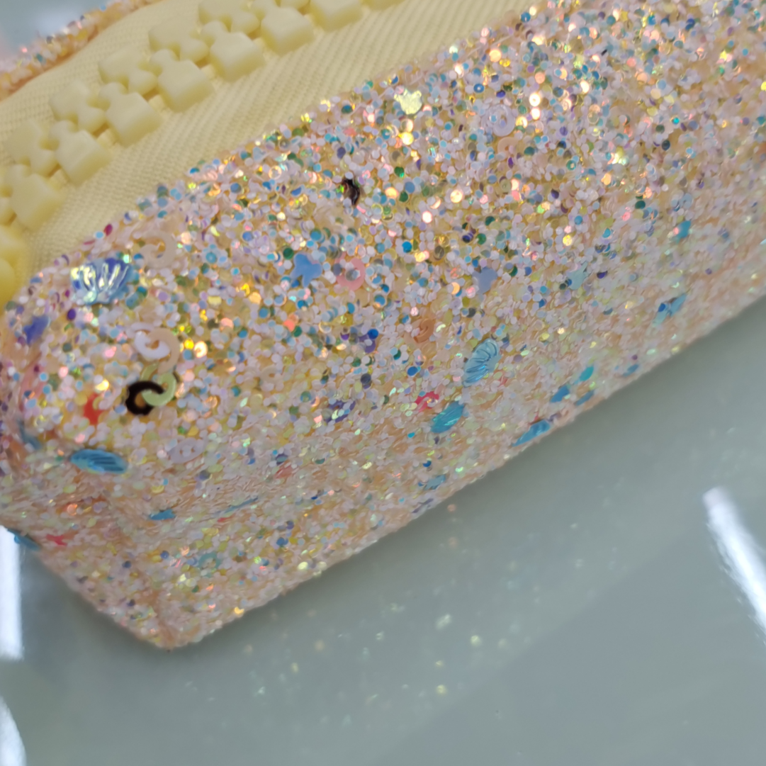 5687镭射亮片粗拉链笔袋化妆包时尚化妆袋收纳袋