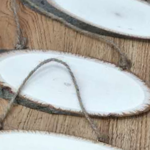 Wood hanging pieces, width: 5-7 cm thickness: 1 cm, basswood pieces. full figure