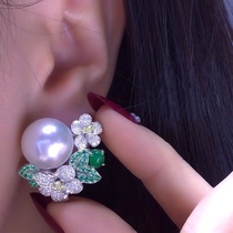 White pearl earrings round emerald seiko collection