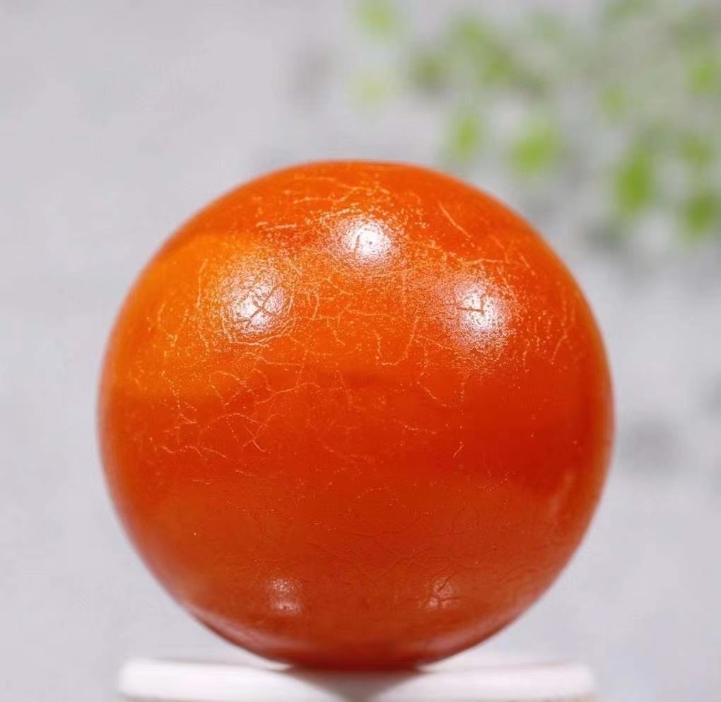 Old amber round beads details Picture