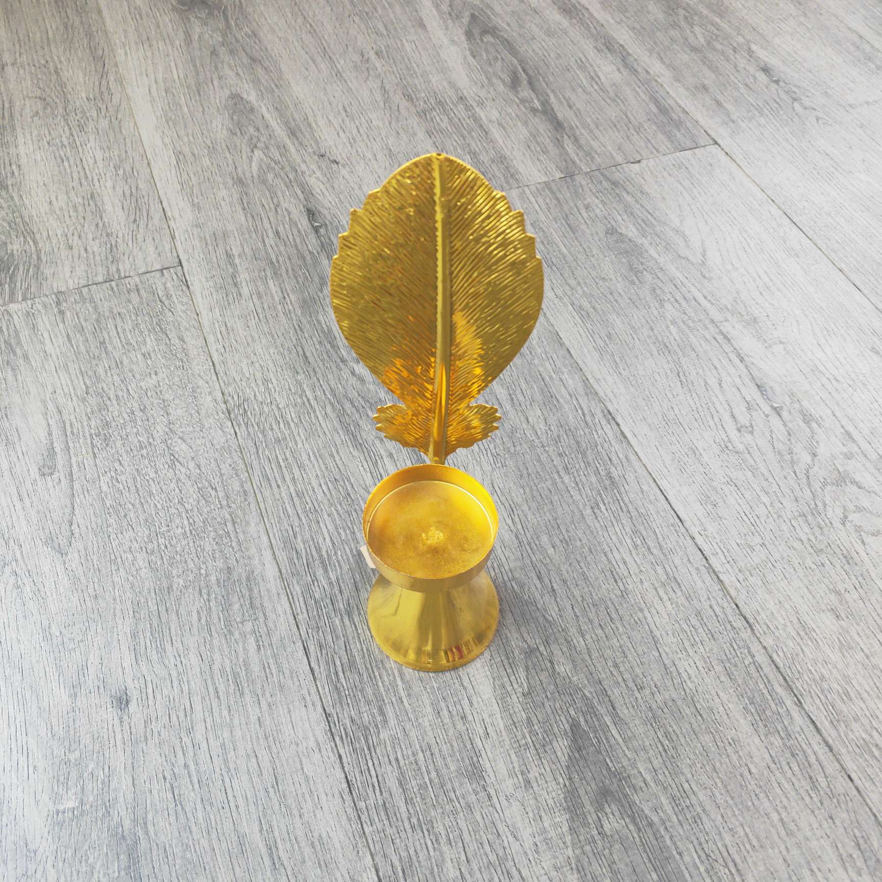 Candlestick Craft 1: Elegant Home Handicrafts, ironwork ornaments, Candlestick decorations details Picture