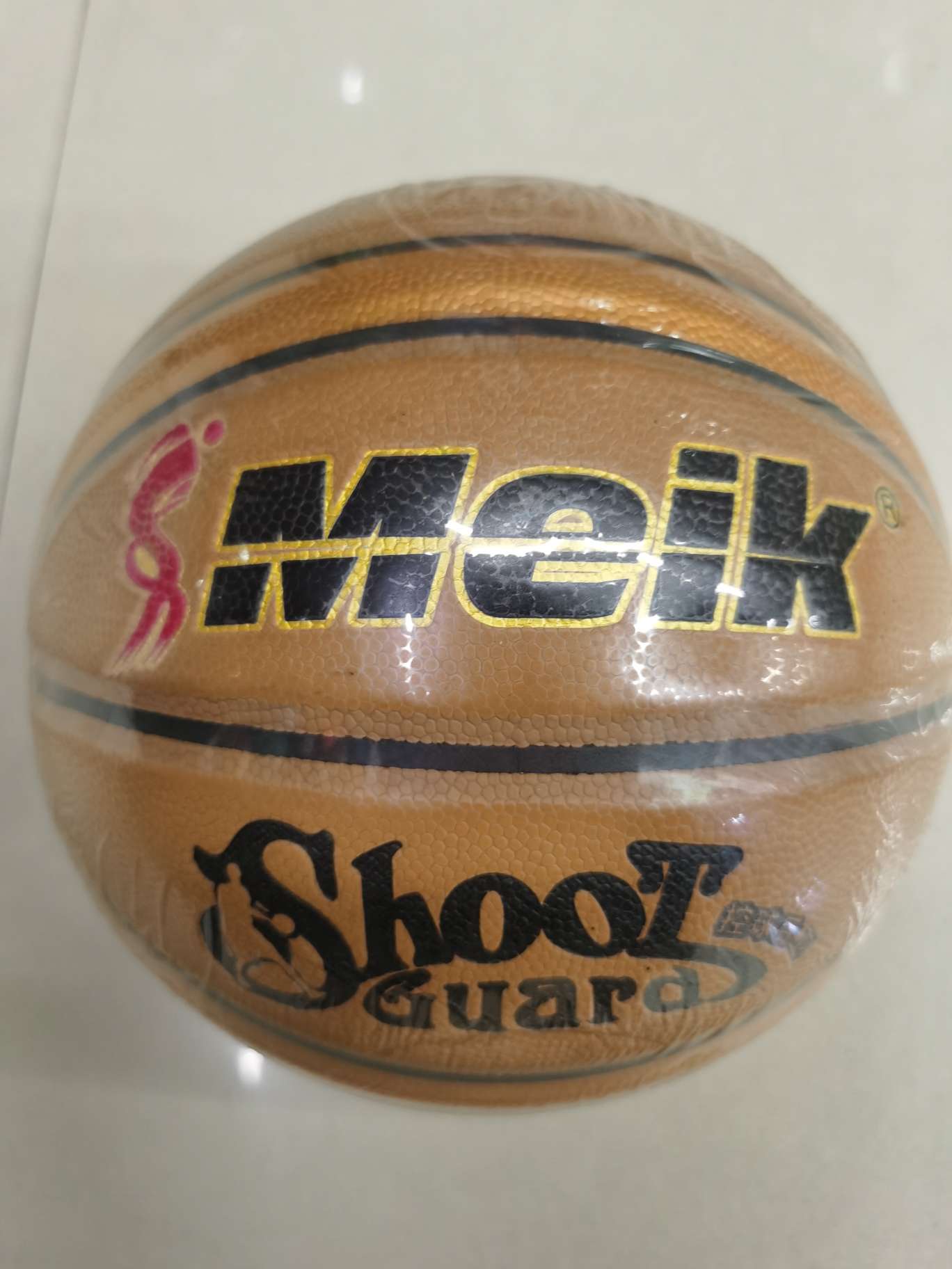 No. 7 Basketball Competition Training for primary and secondary school Students No. 7 Meikang brand rubber details Picture