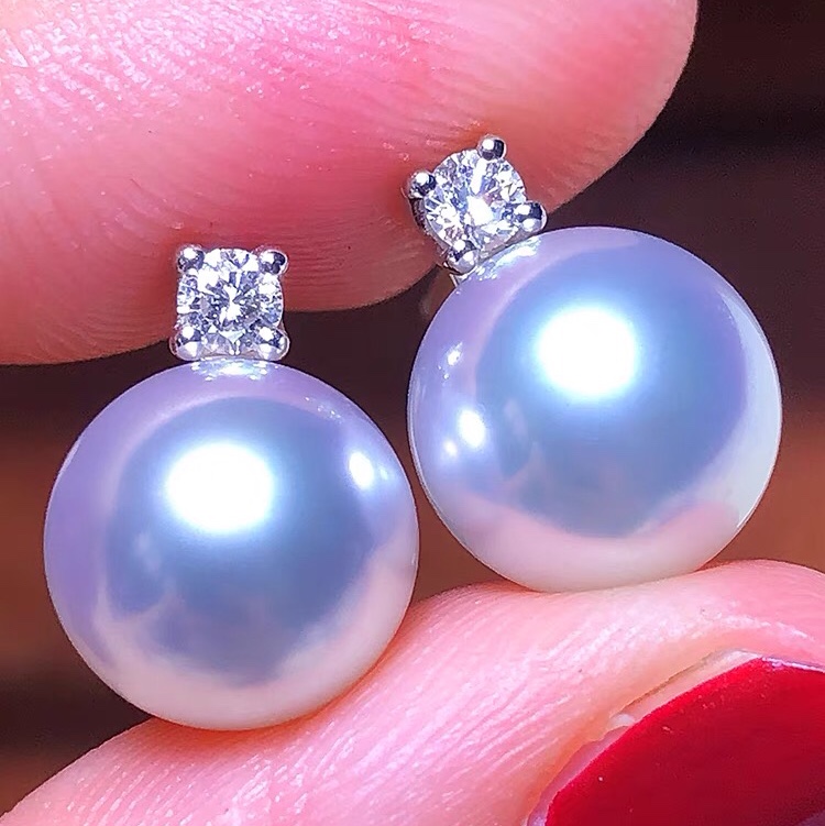 White pearl earrings, earrings, studs