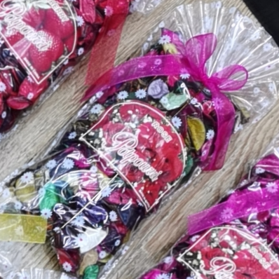 TH-6: Item No. : B120 fan-shaped, Dry floral Fragrance Bag (colored).