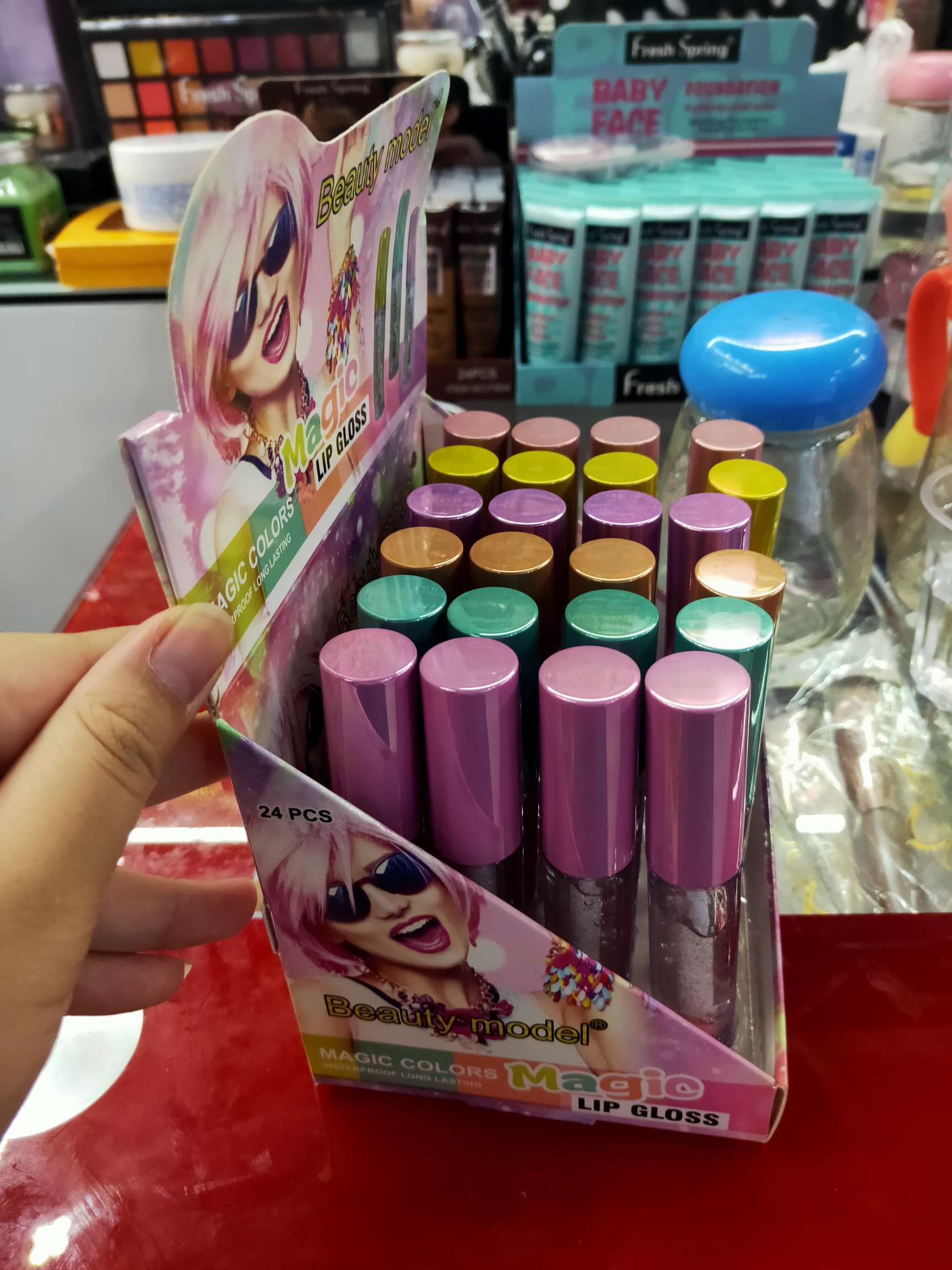 变色唇彩女生产品图