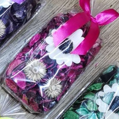 TH-6: Item No. : 100 grams of Garraga fruit slices, Dried Flower Fragrance Bag (rose red)