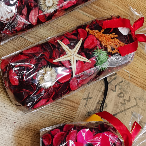 TH-6: Item Number: SM-8, 200g, Dry Floral Fragrance Pack (bright red)