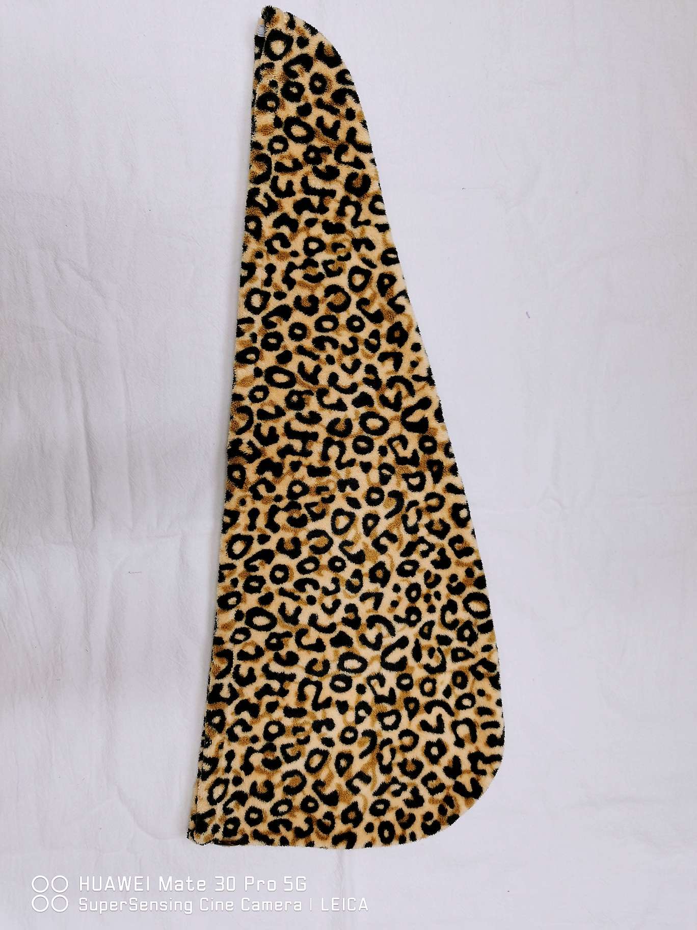 Pretty girl daily necessities leopard print dry hair cap, strong water absorption and no shedding detail image 4