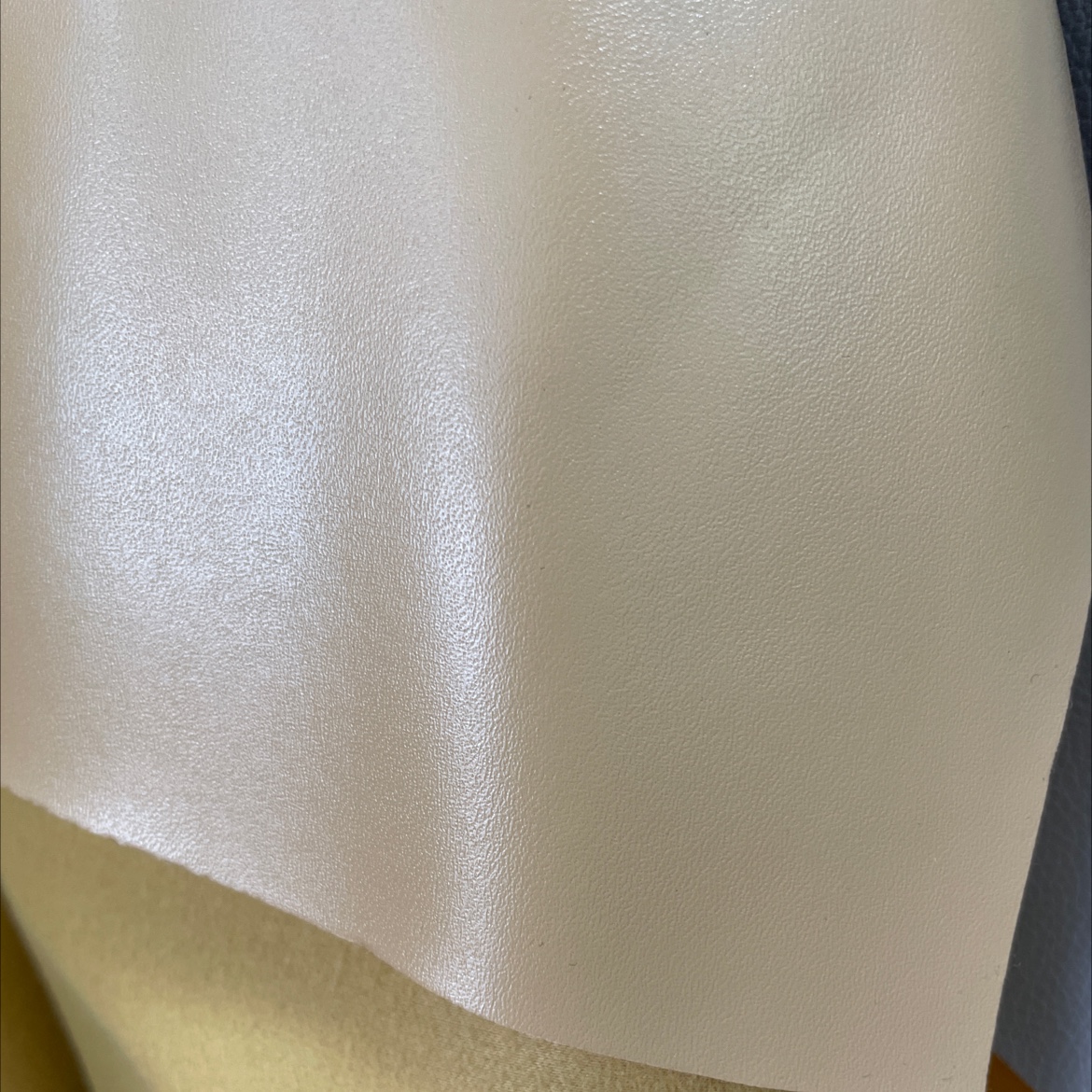 Fine grain leather fabric bags, sofas, shoe materials, belts, accessories, eco-friendly apricot color ck031 Item Picture