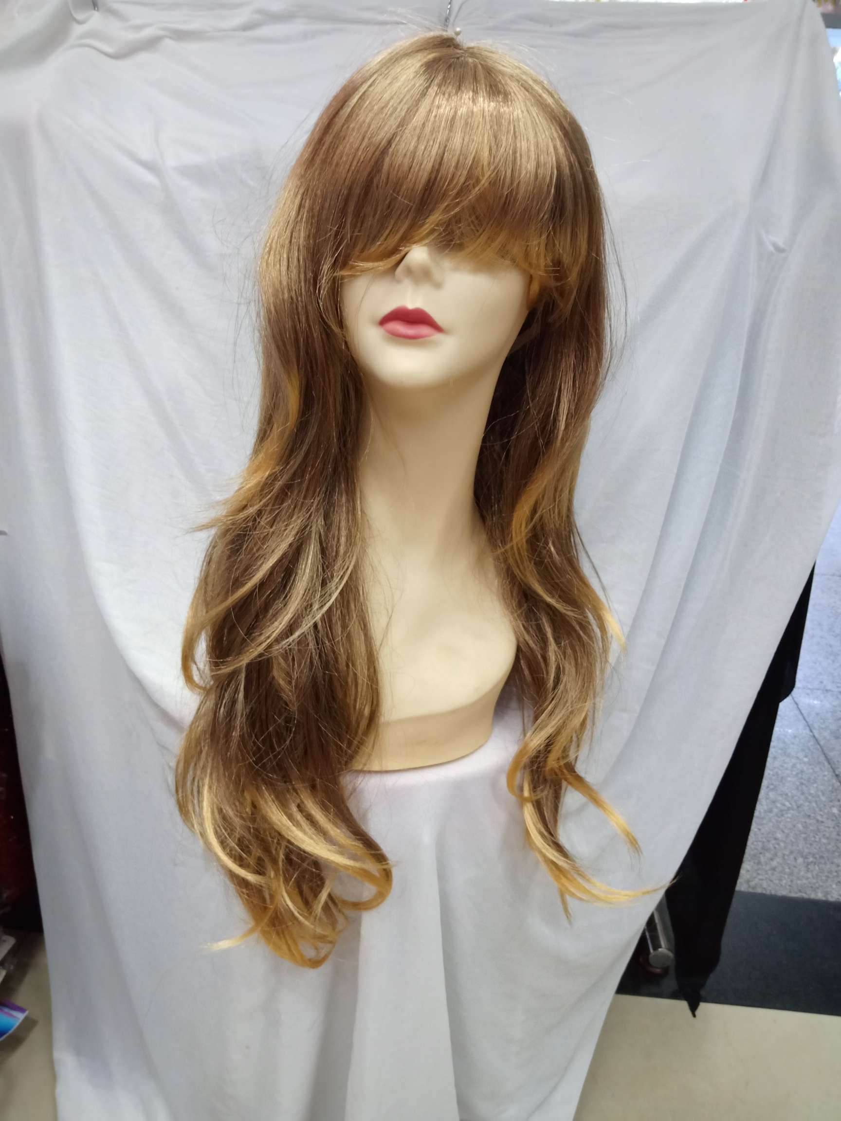 Wholesale of 0126 long wavy hair wig covers Item Picture