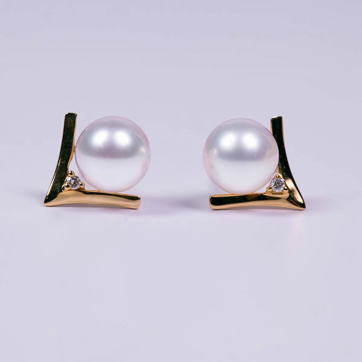 Pearl studs earrings Femininity diamond-encrusted Heavenly Girl pearl earrings