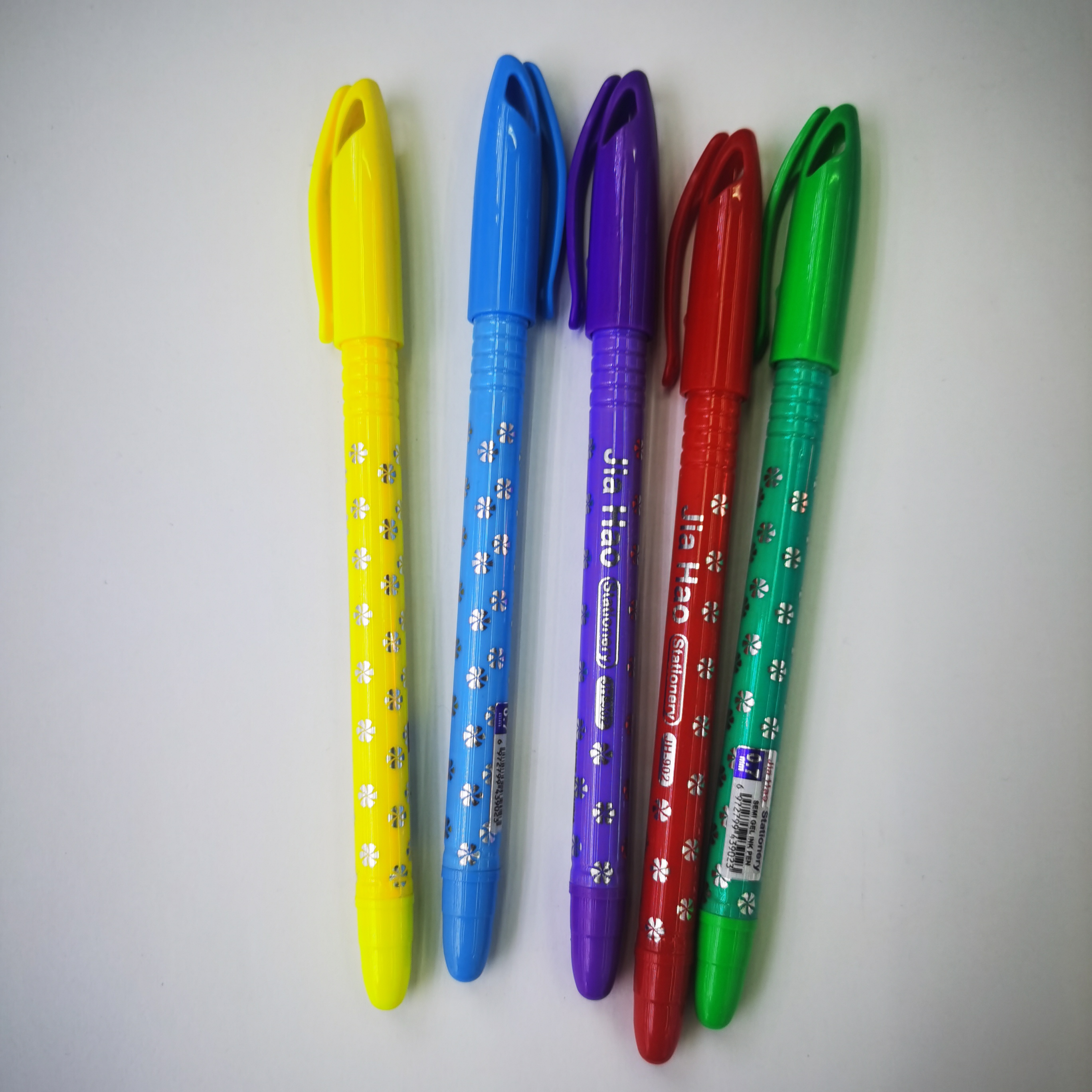 中油笔新品上市，写字流畅不卡顿，限时抢购，错过就后悔！