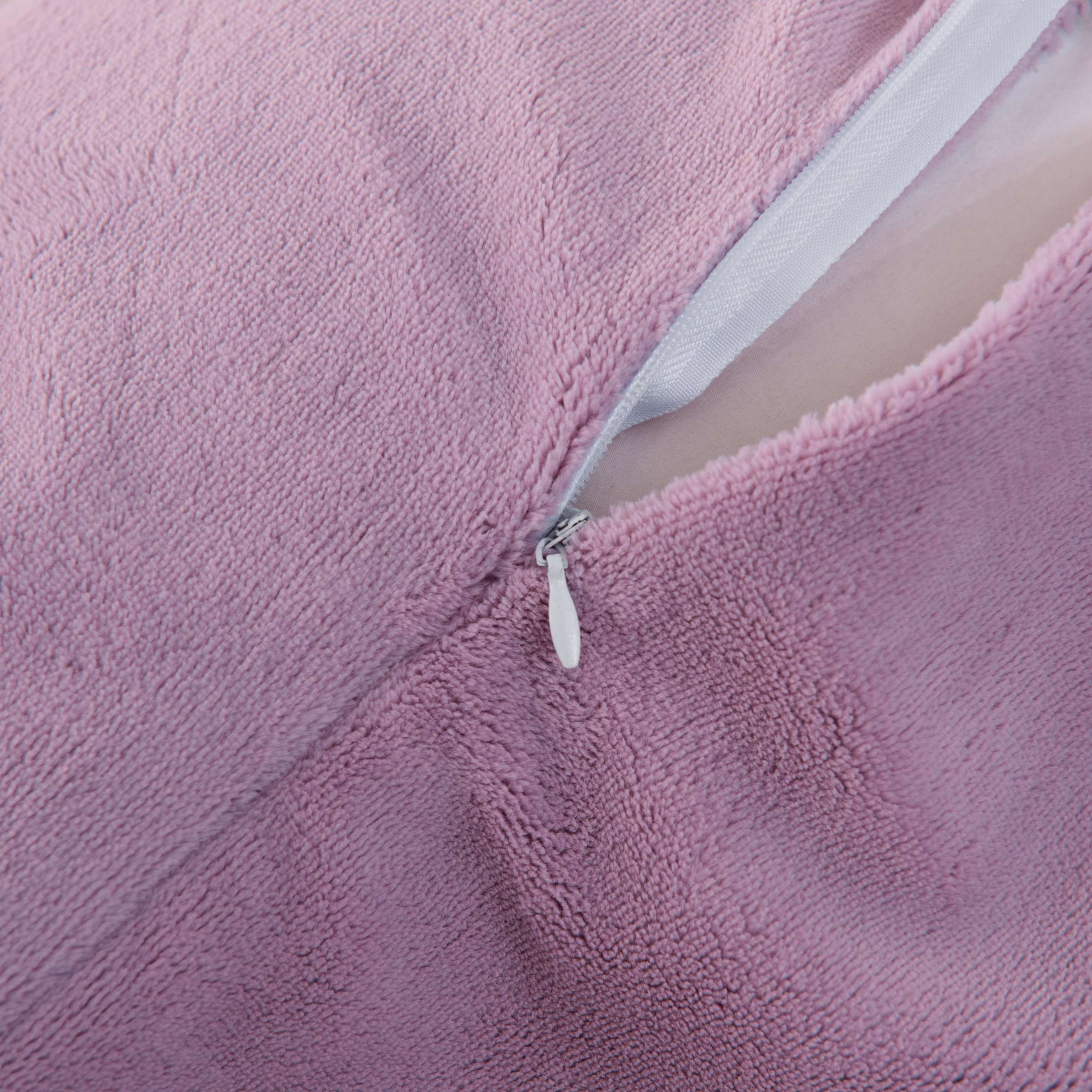 🔥“暖冬之约·一触升温”🔥秋冬新品大曝光！
——暖感云绒·吸湿·自发热——
高织密绒，柔软绒感，冬日里的“小暖炉”，详情12