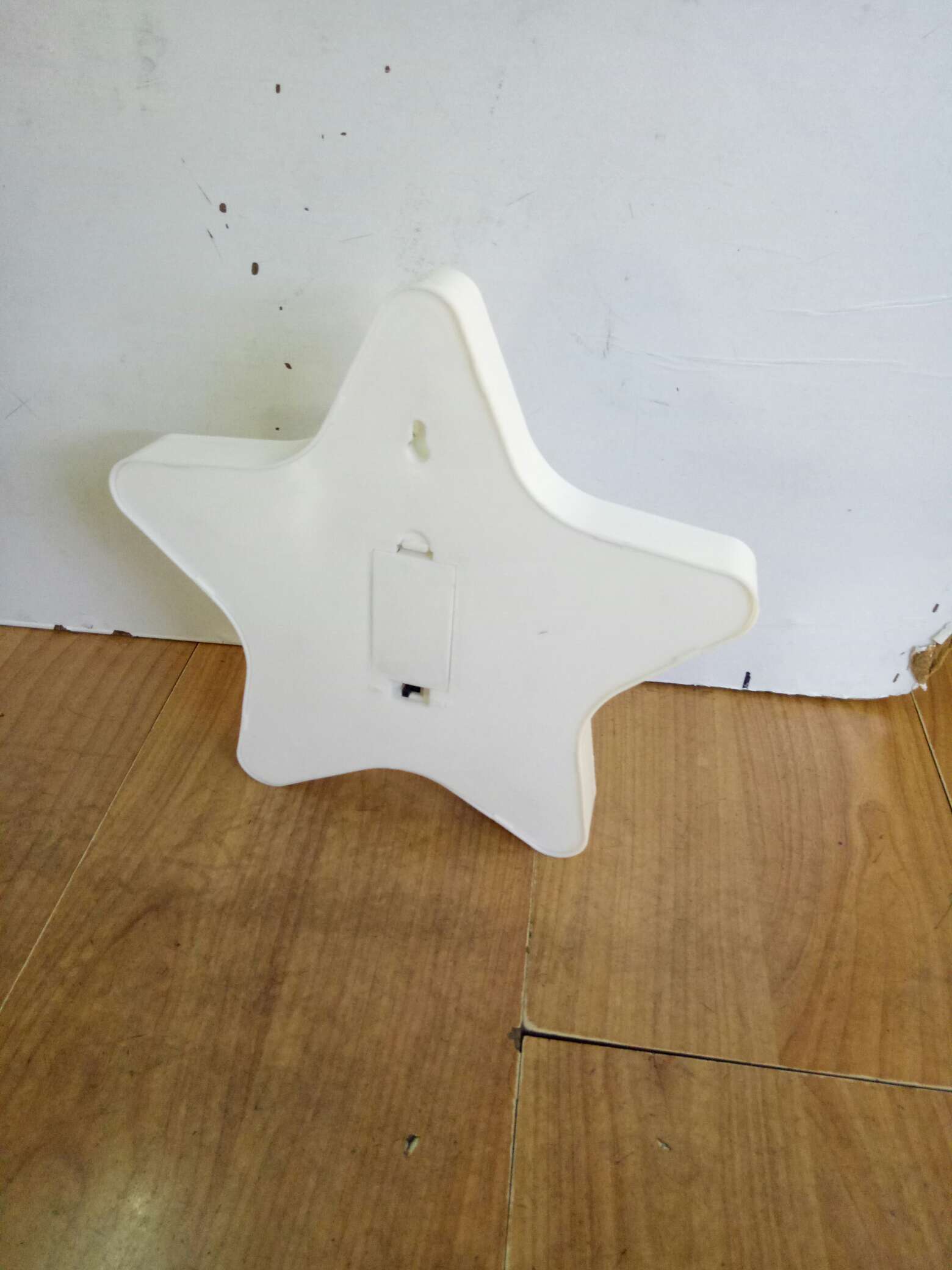 نجمة البحر البيضاء Item Picture