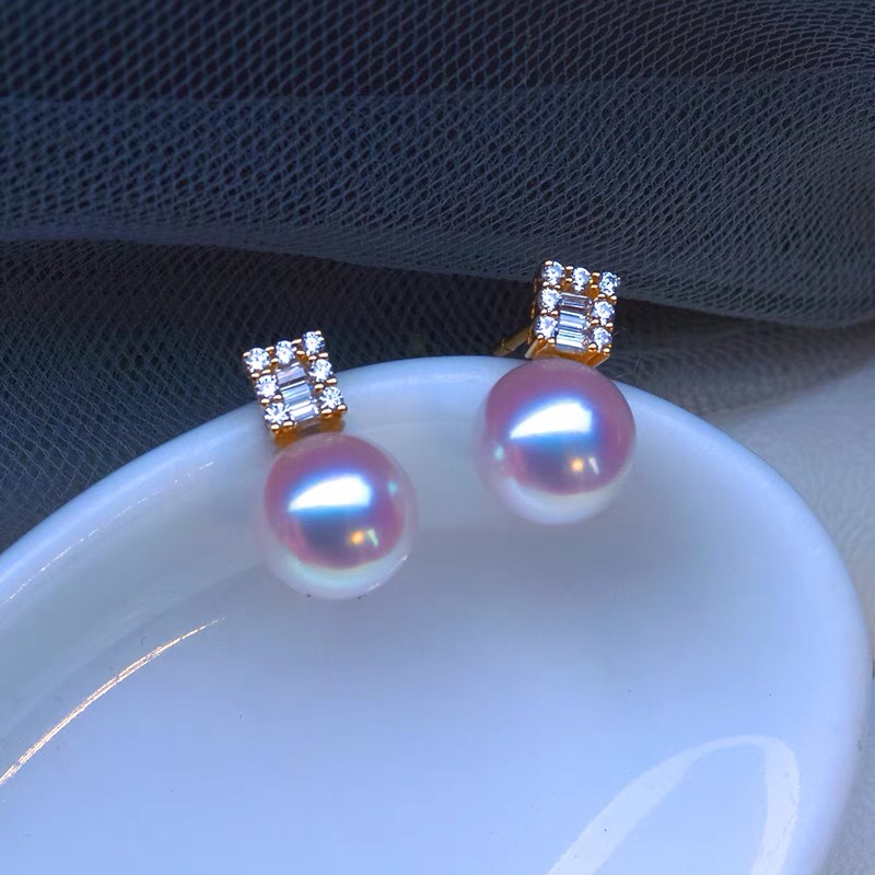 Fashionable and elegant pearl earhook earrings