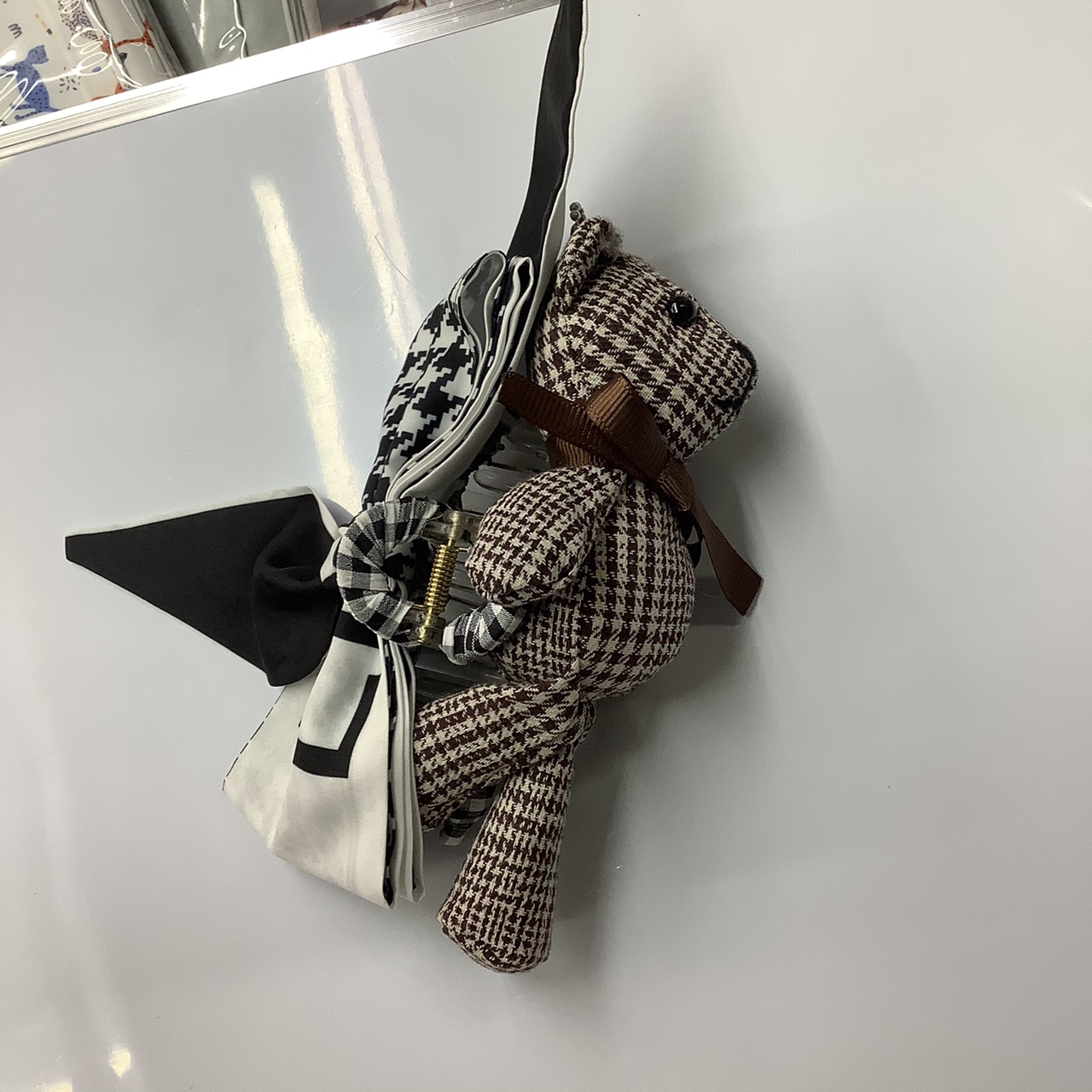 Bear claw clip