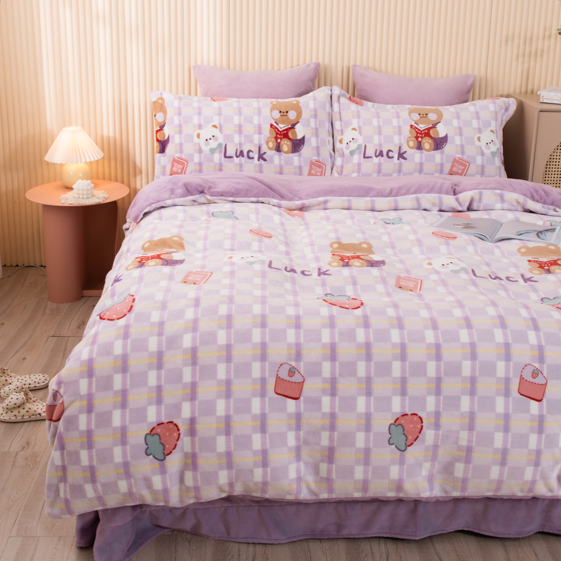 🔥“暖冬之约·一触升温”🔥秋冬新品大曝光！
——暖感云绒·吸湿·自发热——
高织密绒，柔软绒感，冬日里的“小暖炉”，