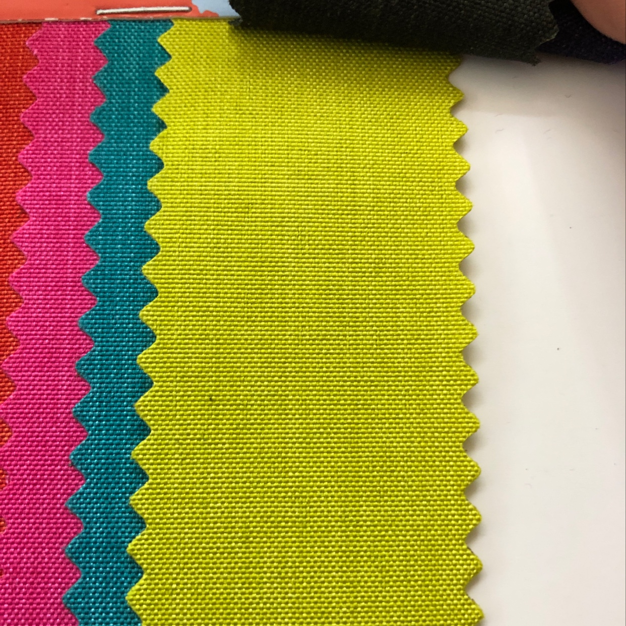 Y18姜黄阳离子pu