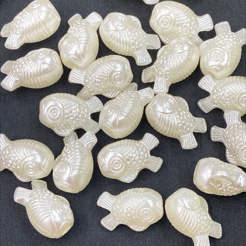 仿珍珠大嘴鱼7.5x11。9x13。11x16