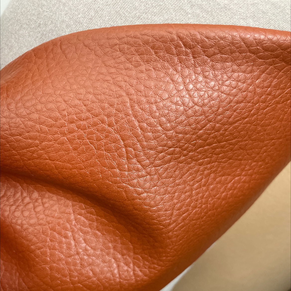 Large lychee-patterned leather fabric sofa belt accessory red and brown dlz023a Item Picture
