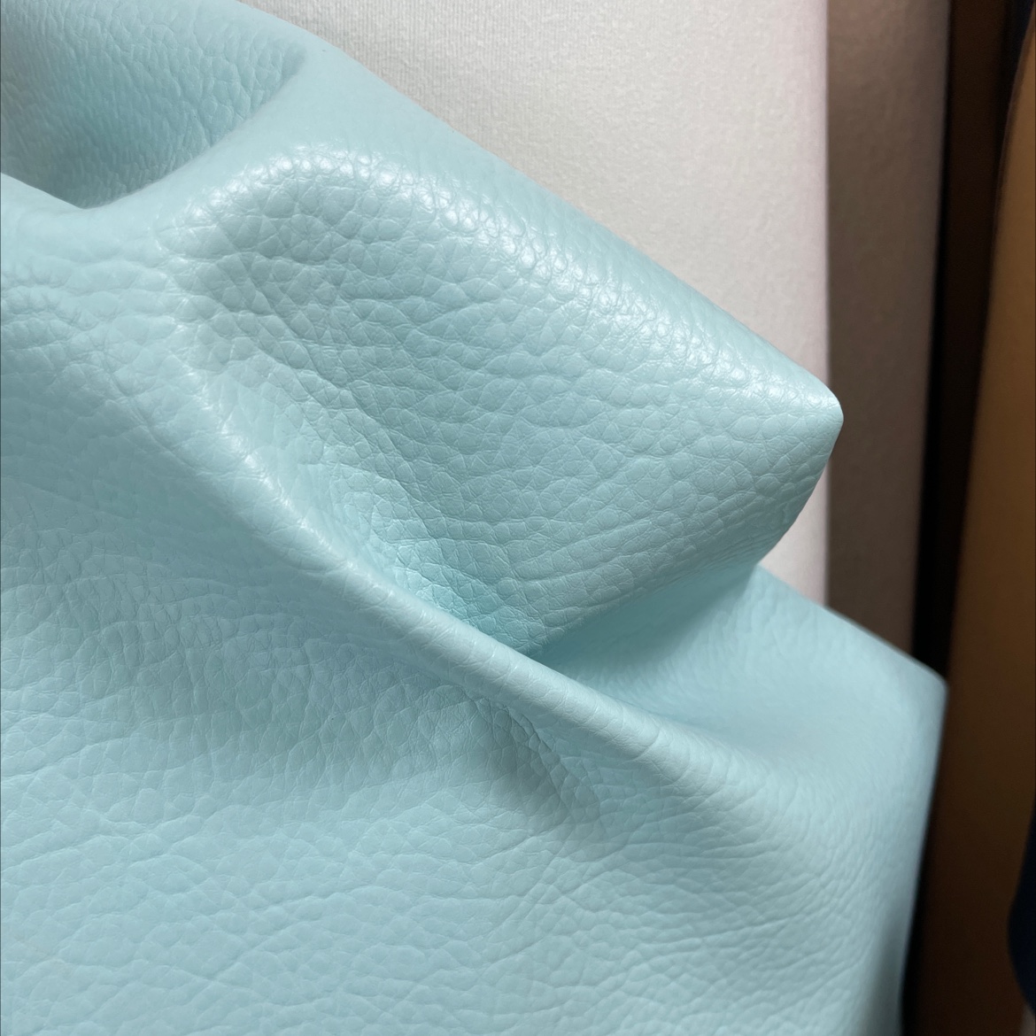 Large lychee-patterned leather fabric, leather sofa, leather belt, accessories, sky blue dlz016 Item Picture